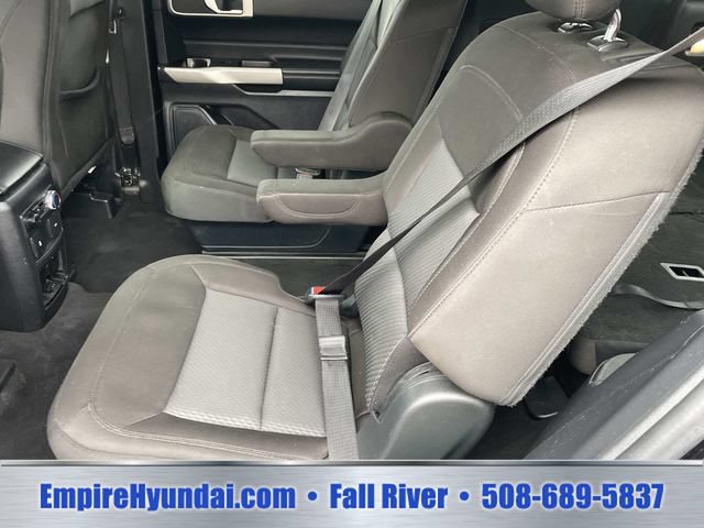 Used 2022 Ford Explorer XLT AWD/4WD image 14