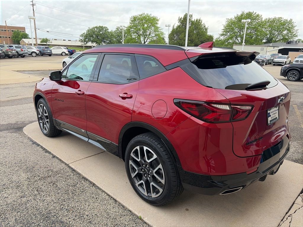 Used 2022 Chevrolet Blazer RS w/ Enhanced Convenience Package AWD/4WD image 6