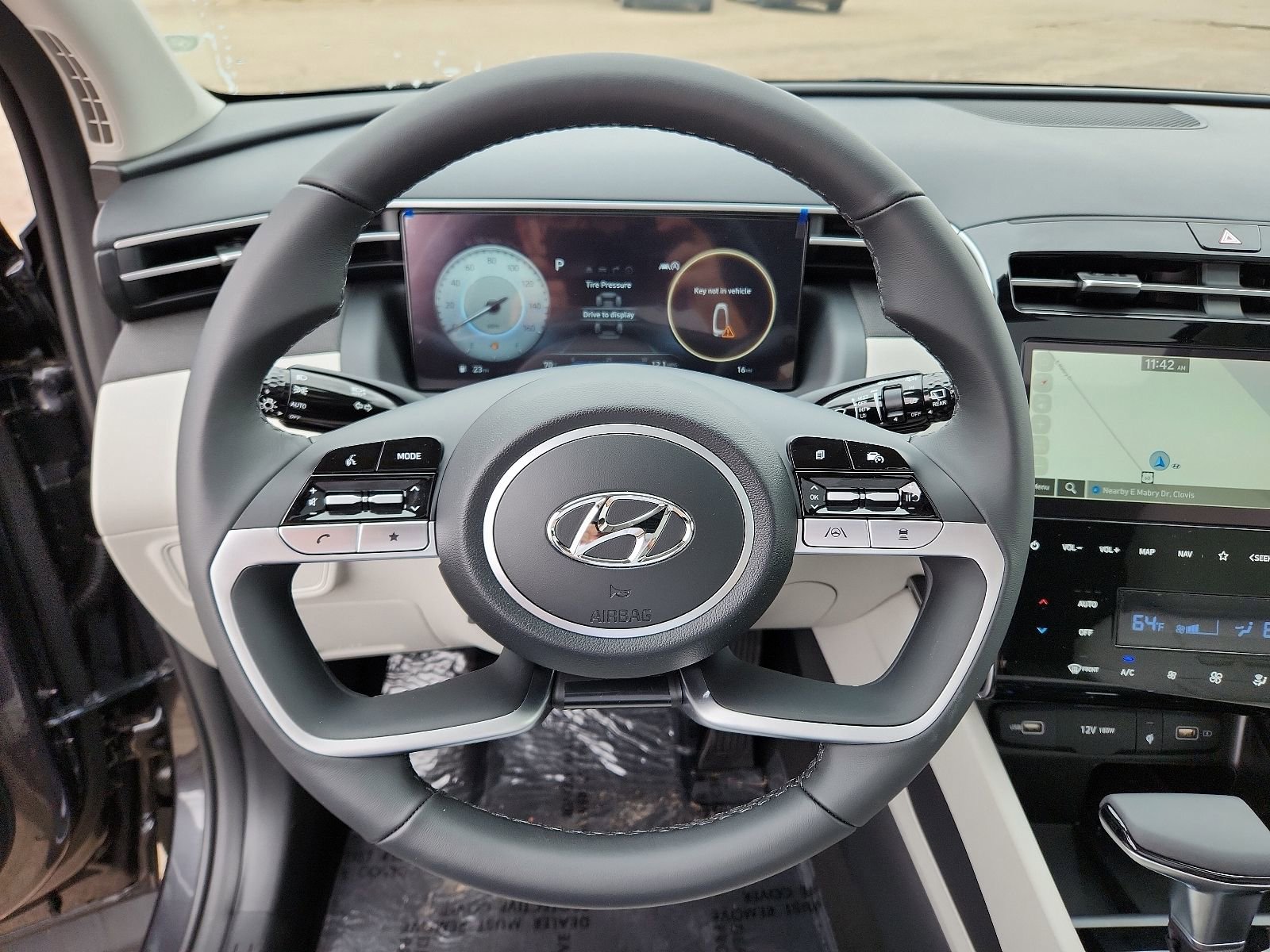 New 2024 Hyundai Tucson SEL w/ Convenience Package image 18