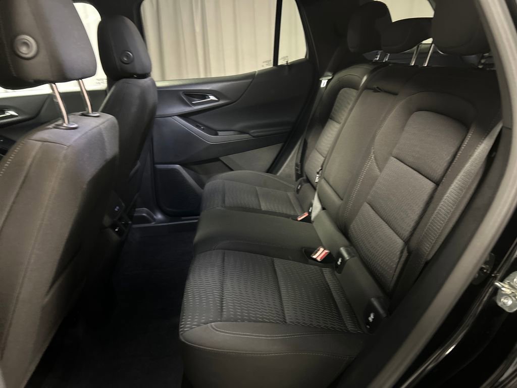 Used 2025 Chevrolet Equinox LT image 22