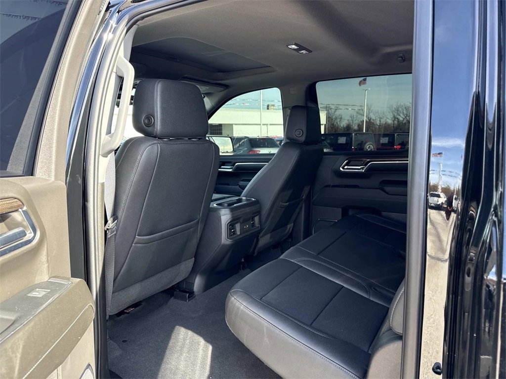 Used 2024 Chevrolet Silverado 1500 LT Trail Boss w/ LT Trail Boss Premium Package image 27