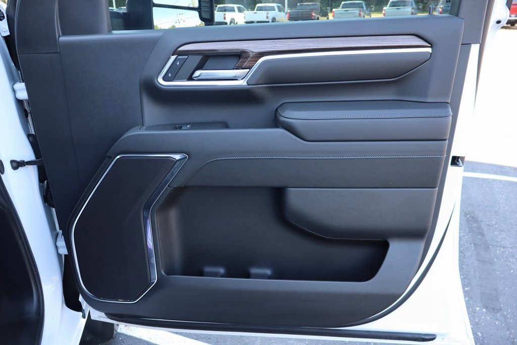 Used 2024 Chevrolet Silverado 3500 LT w/ Z71 Off-Road Package image 21