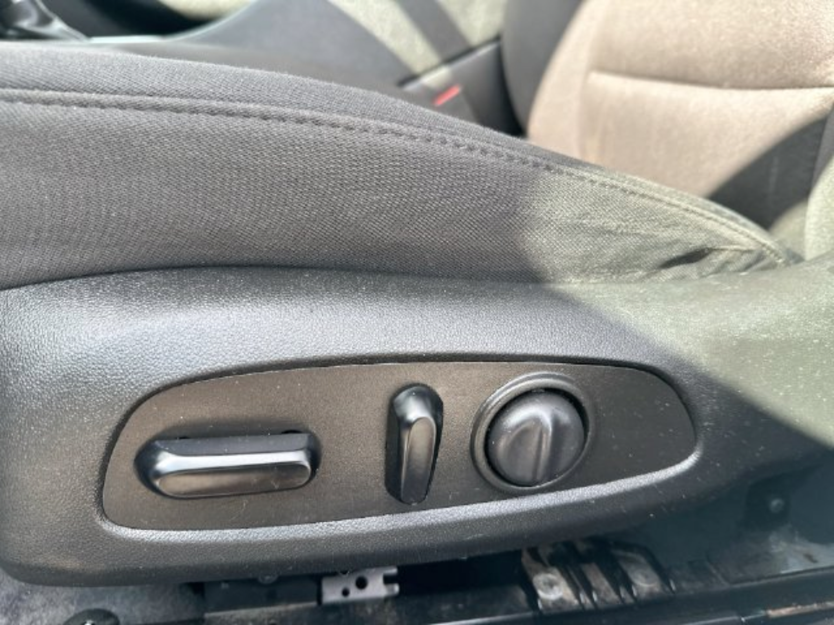 Used 2023 Chevrolet Malibu LT FWD image 14