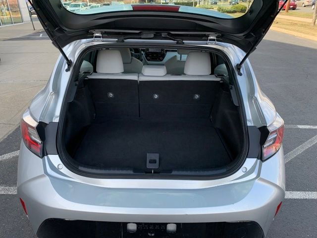 Used 2019 Toyota Corolla SE w/ SE Option Package image 24