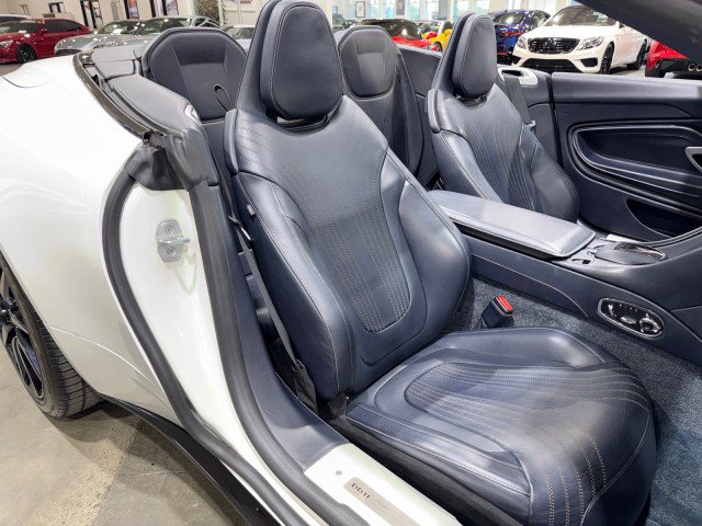 Used 2019 Aston Martin DB11 Volante image 69