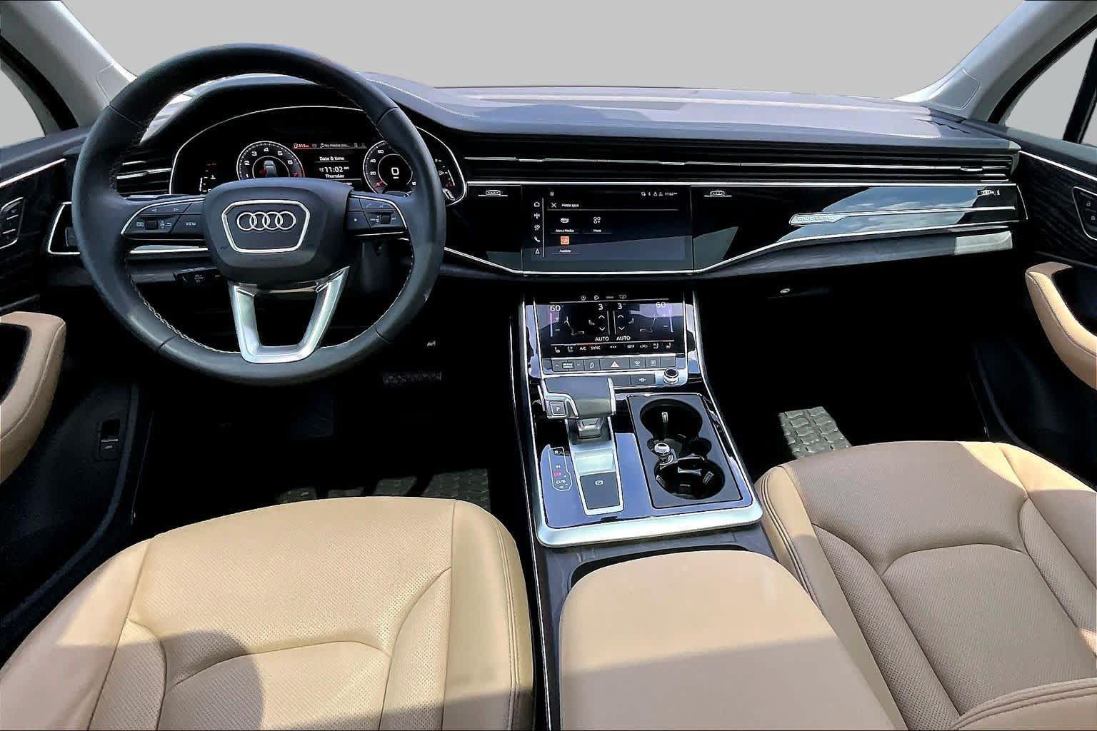 Used 2025 Audi Q7 3.0T Premium Plus AWD/4WD image 16