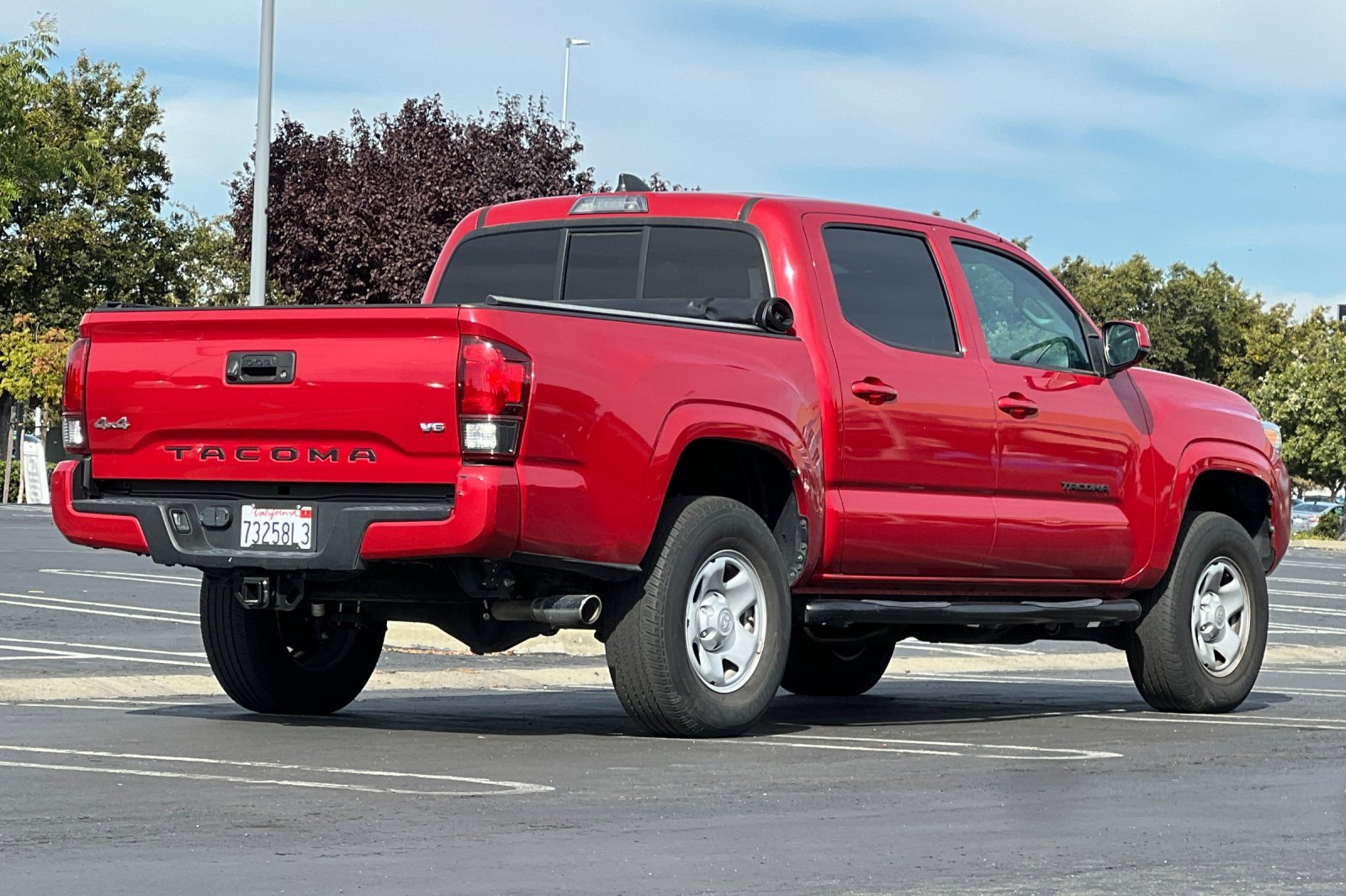 Used 2022 Toyota Tacoma SR image 4