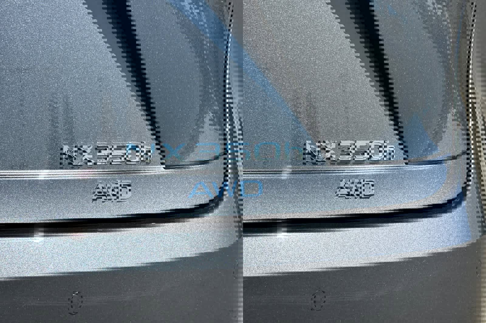 Used 2025 Lexus NX 350h AWD w/ Accessory Package (2T) image 32