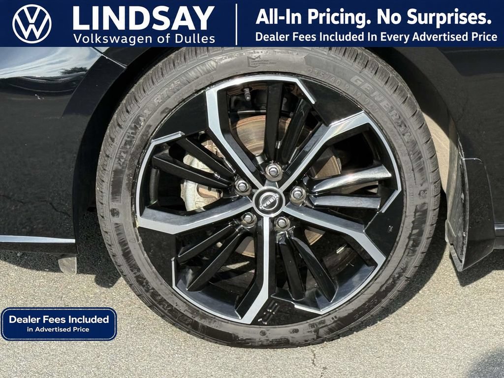 Used 2023 Nissan Altima 2.5 SR FWD image 8