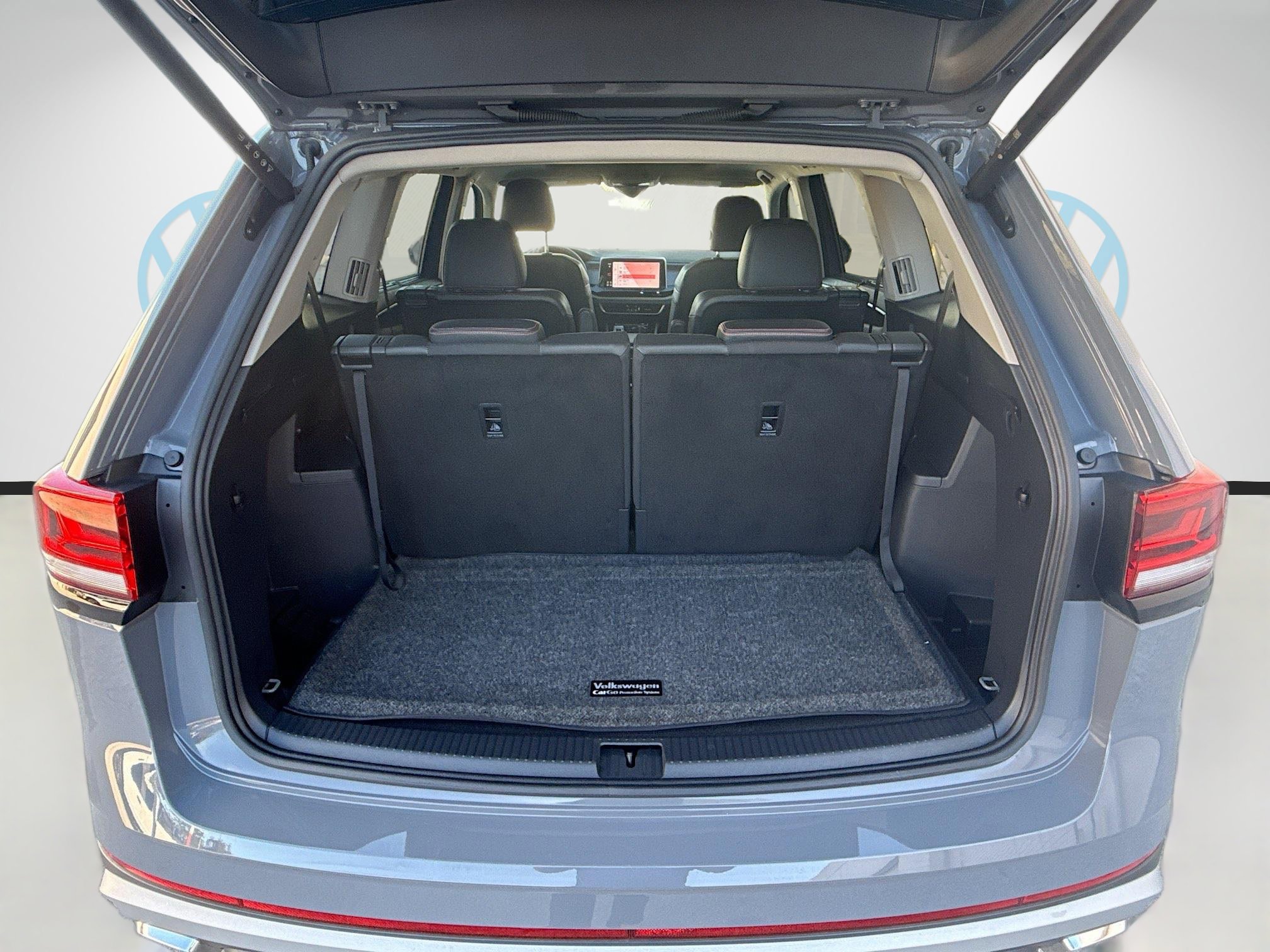 Certified 2025 Volkswagen Atlas Peak Edition SE image 27