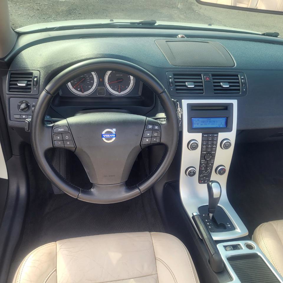 Used 2013 Volvo C70 T5 FWD image 26