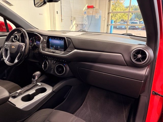 Used 2020 Chevrolet Blazer LT AWD/4WD image 24