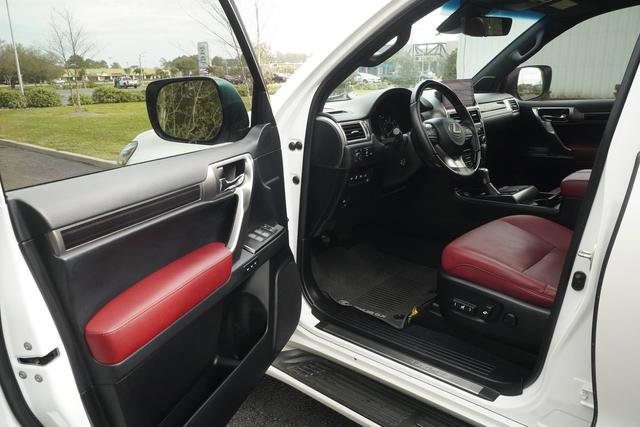 Used 2023 Lexus GX 460 Premium image 11
