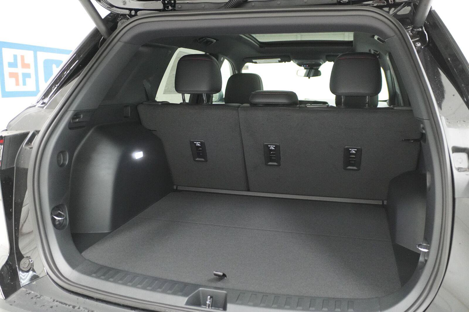 New 2027 Chevrolet Equinox RS FWD image 33