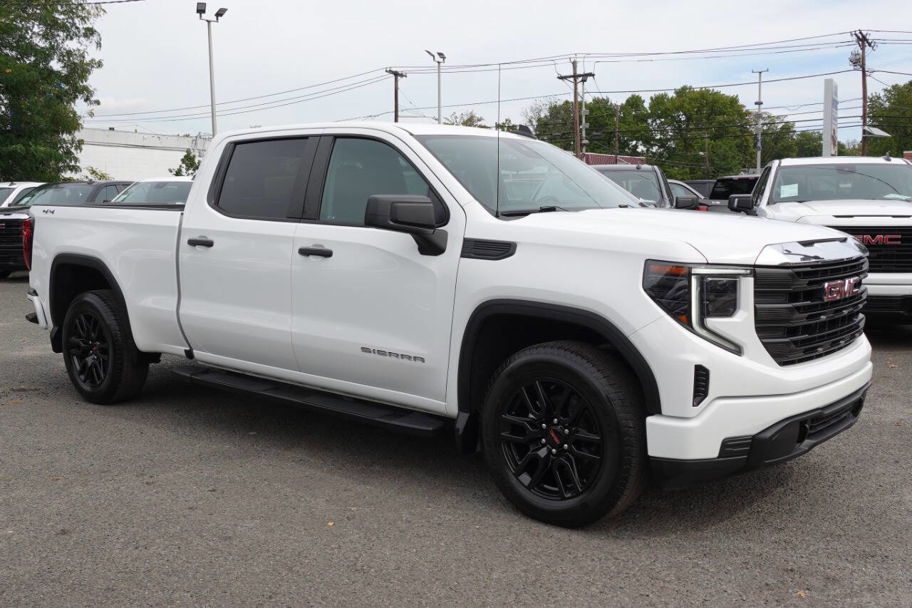 Used 2022 GMC Sierra 1500 Pro w/ Pro Value Package image 4