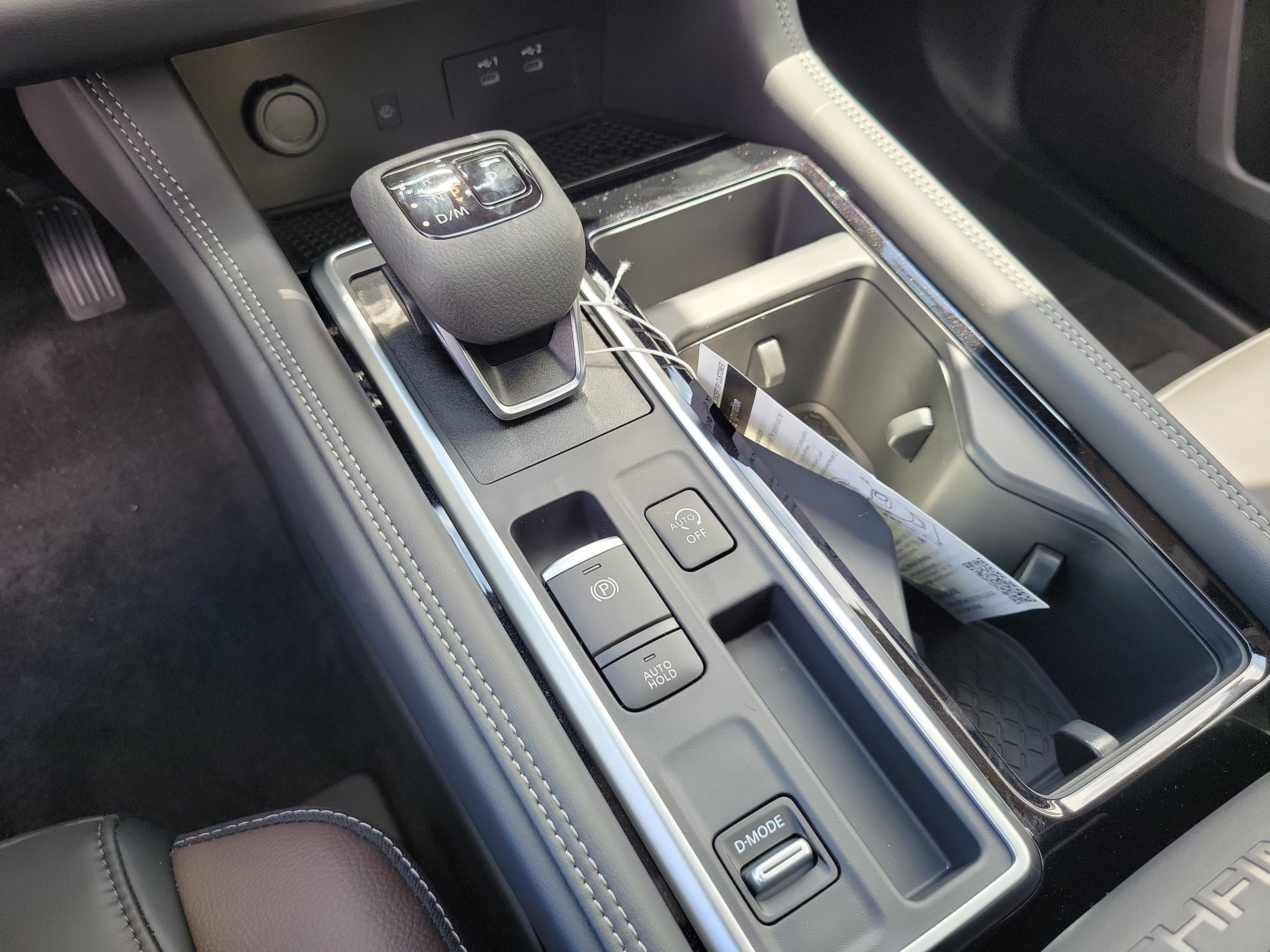 New 2026 Nissan Pathfinder Platinum w/ Cargo Package FWD image 19