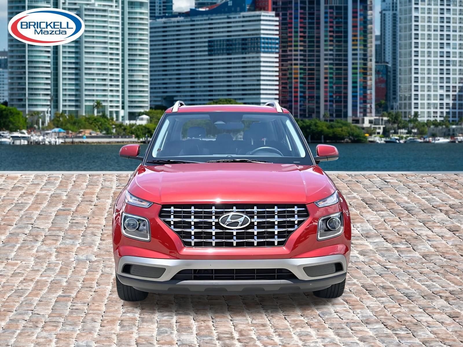 Used 2023 Hyundai Venue SEL FWD image 2