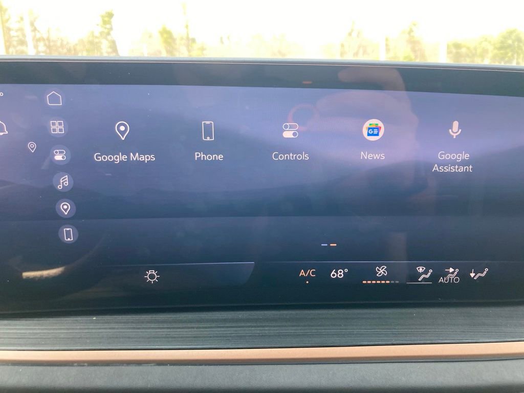 Used 2025 Buick Envision Sport Touring image 18