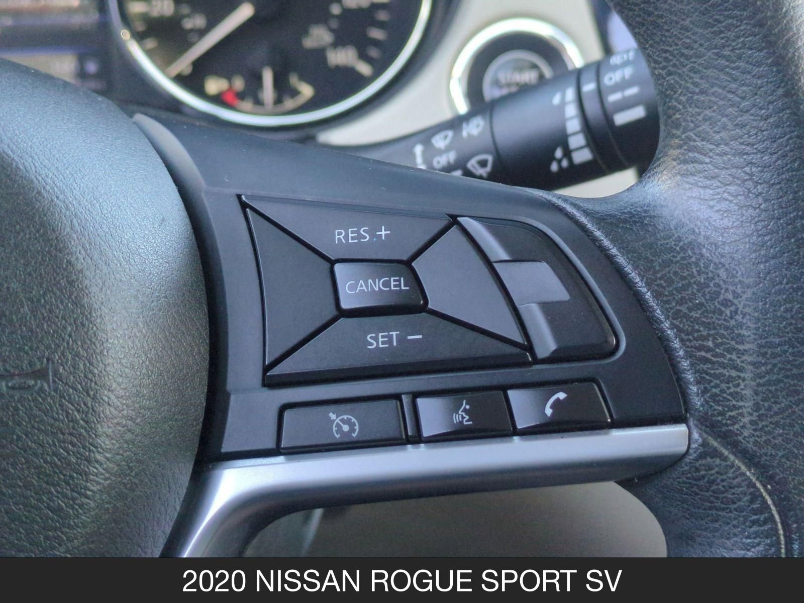 Used 2020 Nissan Rogue Sport SV FWD image 18