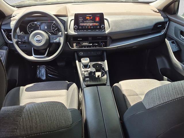 Used 2021 Nissan Rogue SV FWD image 17