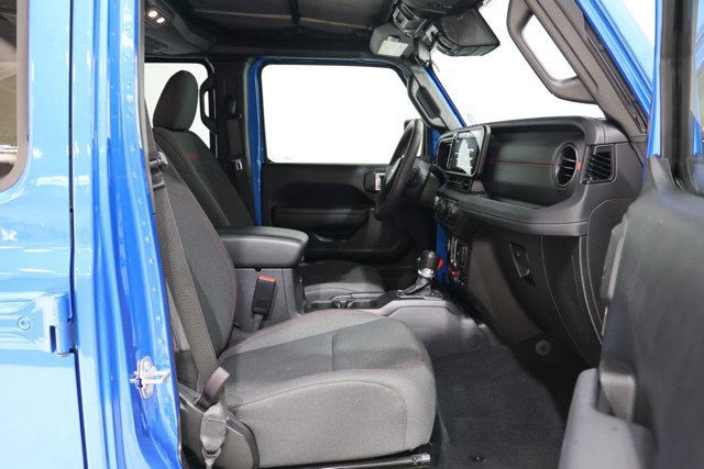 Used 2024 Jeep Wrangler Unlimited Rubicon w/ Safety Group AWD/4WD image 34