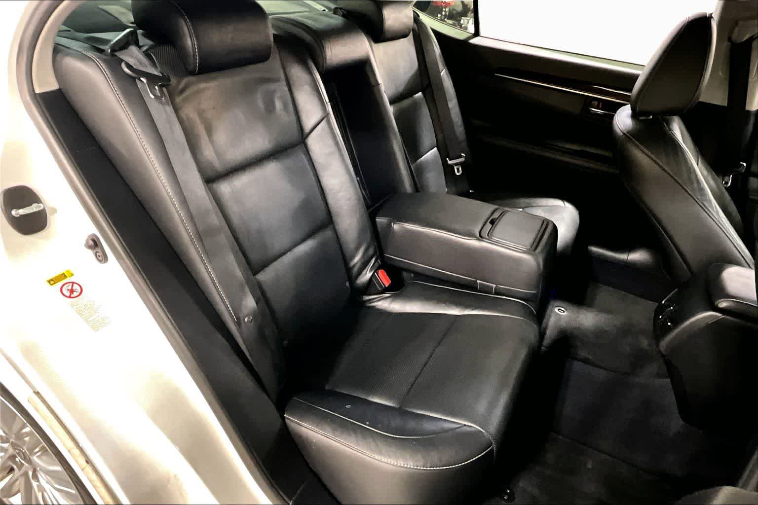 Used 2014 Lexus ES 350 w/ Luxury Package FWD image 19
