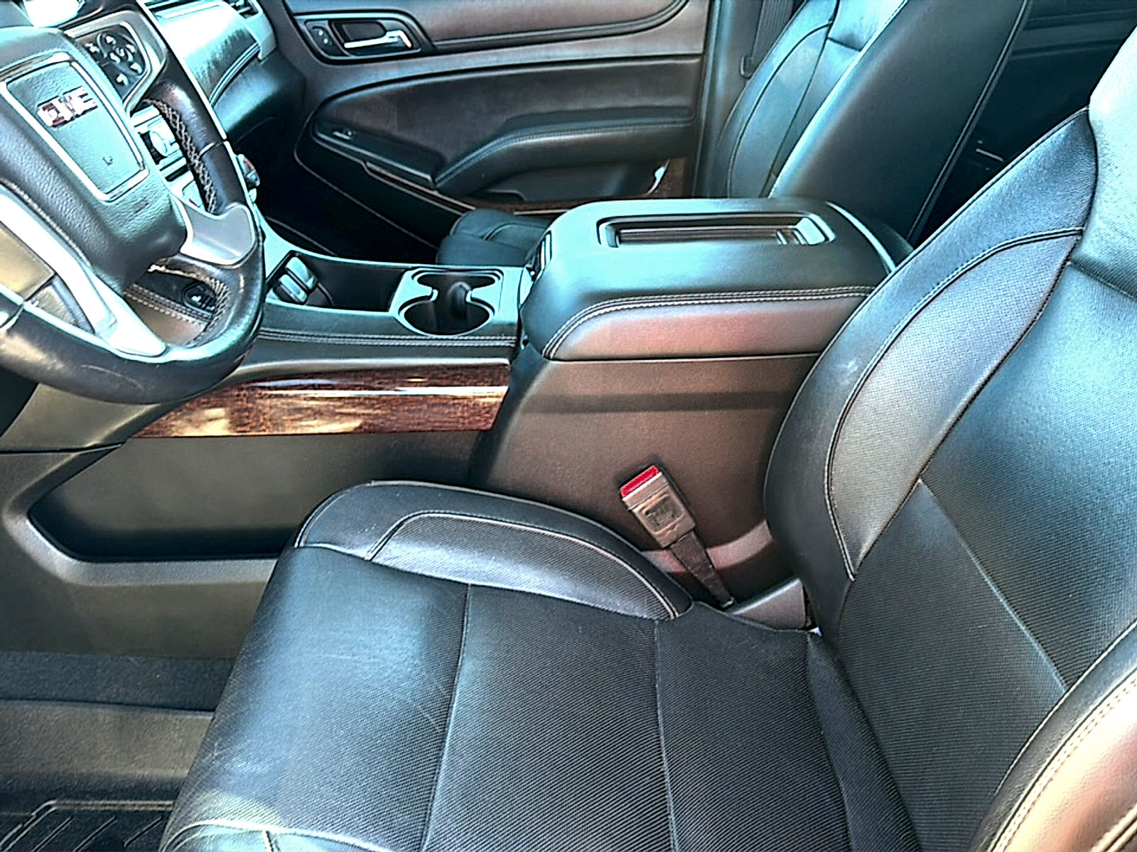 Used 2020 GMC Yukon XL SLT AWD/4WD image 13