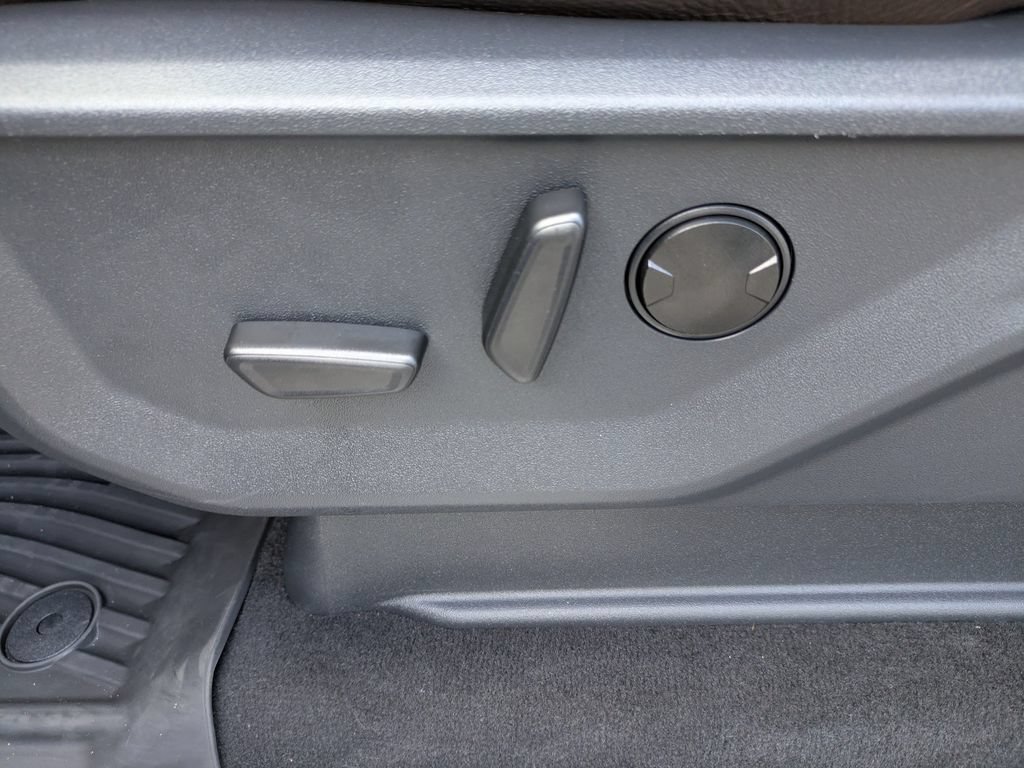 Used 2025 Ford Expedition King Ranch AWD/4WD image 25