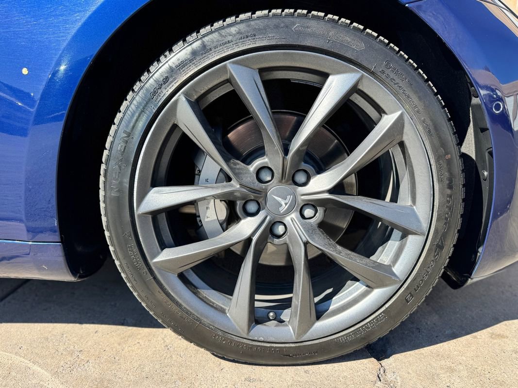 Used 2018 Tesla Model 3 Long Range AWD/4WD image 10