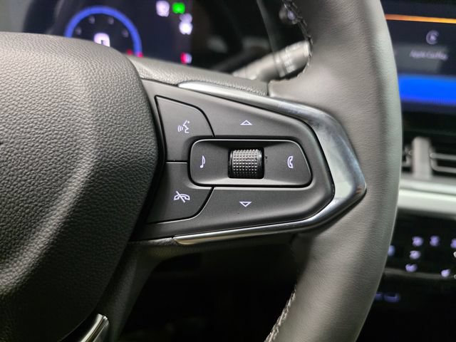 New 2026 Chevrolet Trax LT w/ Driver Confidence Package FWD image 15