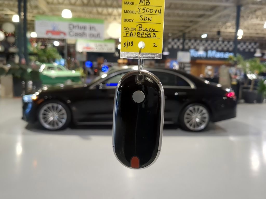 Used 2023 Mercedes-Benz S 500 4MATIC image 4
