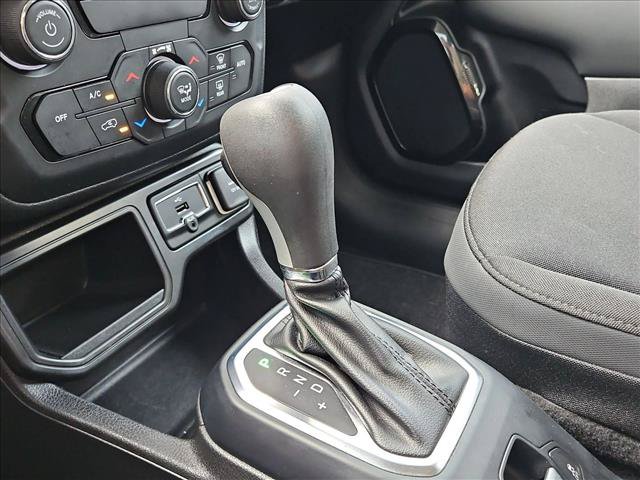 Used 2020 Jeep Renegade Altitude FWD image 12