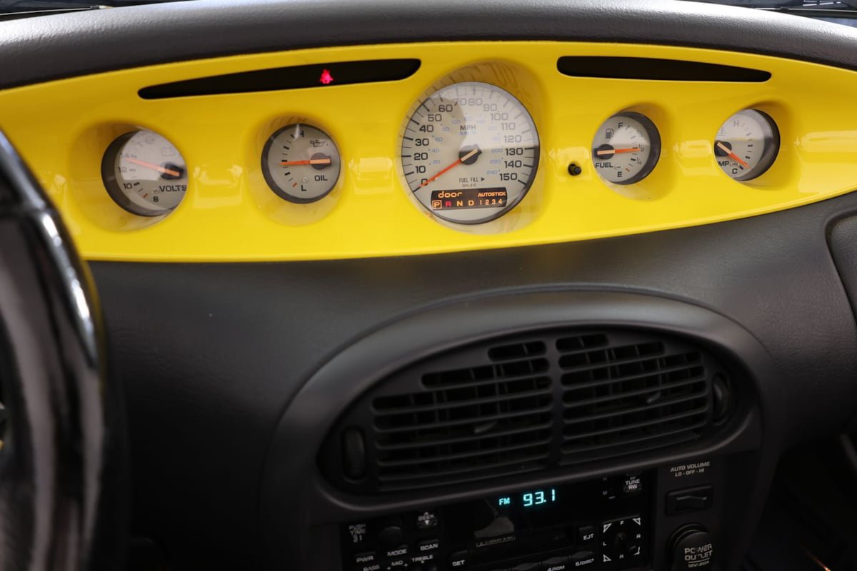 Used 2000 Plymouth Prowler RWD image 19