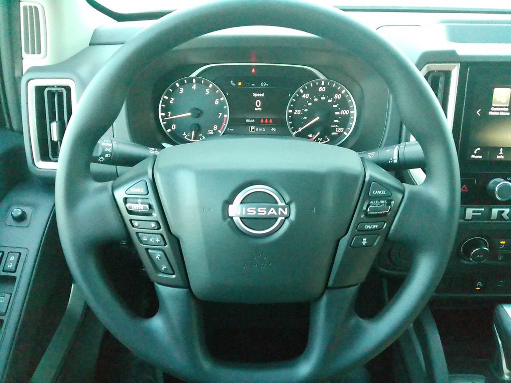 New 2026 Nissan Frontier SV w/ Tow Package RWD image 31
