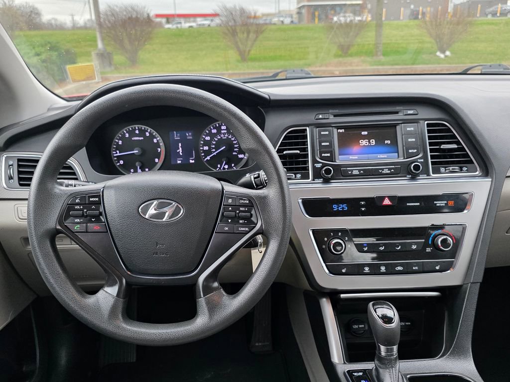 Used 2015 Hyundai Sonata Sport image 30