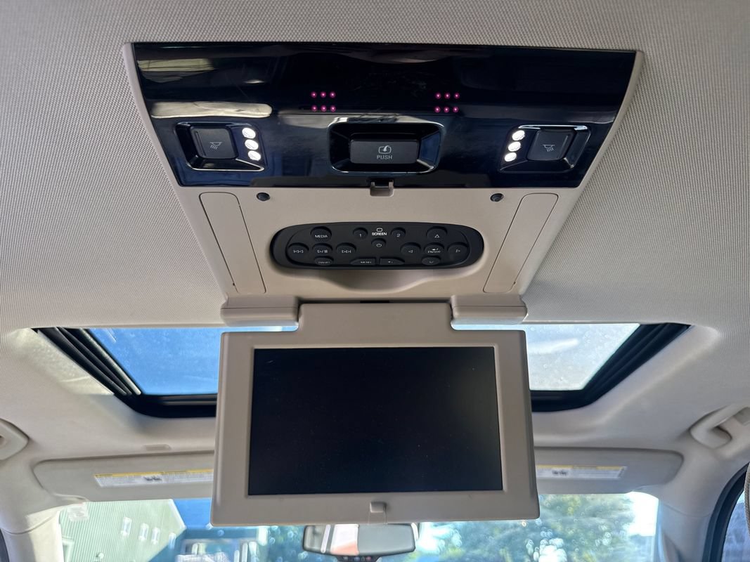 Used 2020 GMC Yukon Denali w/ Denali Ultimate Package AWD/4WD image 30