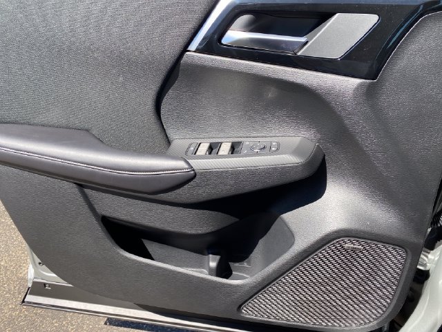 New 2026 Mitsubishi Outlander ES AWD/4WD image 14