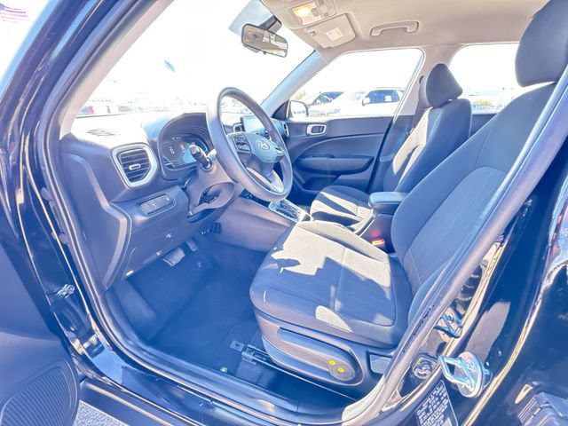 Used 2026 Hyundai Venue SE FWD image 10