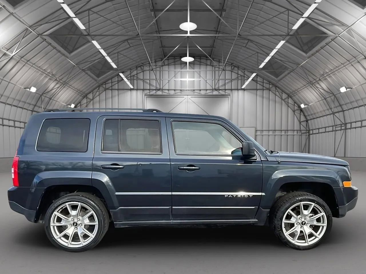 Used 2014 Jeep Patriot Sport w/ Power Value Group image 6