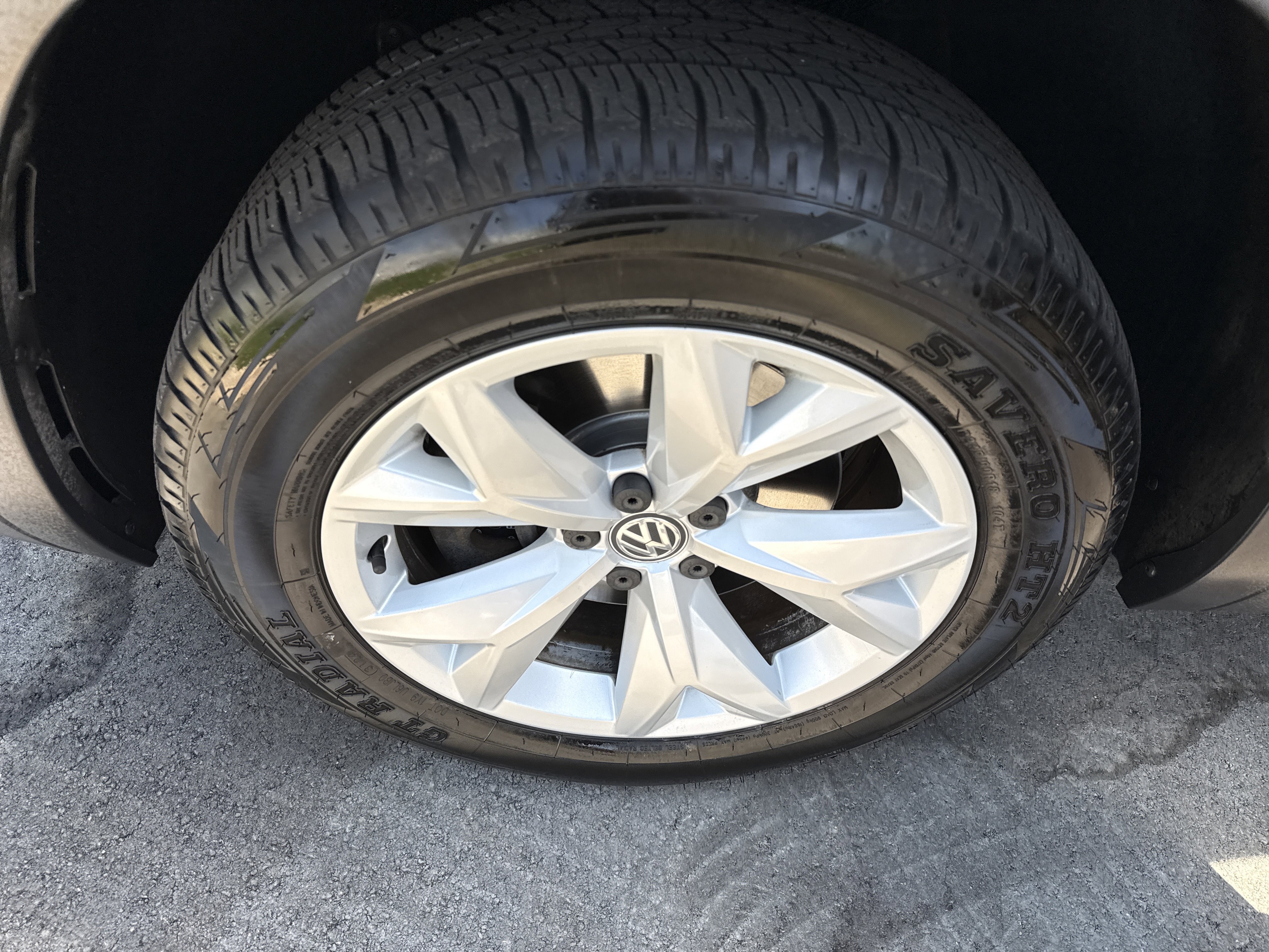 Used 2018 Volkswagen Atlas SEL FWD image 13