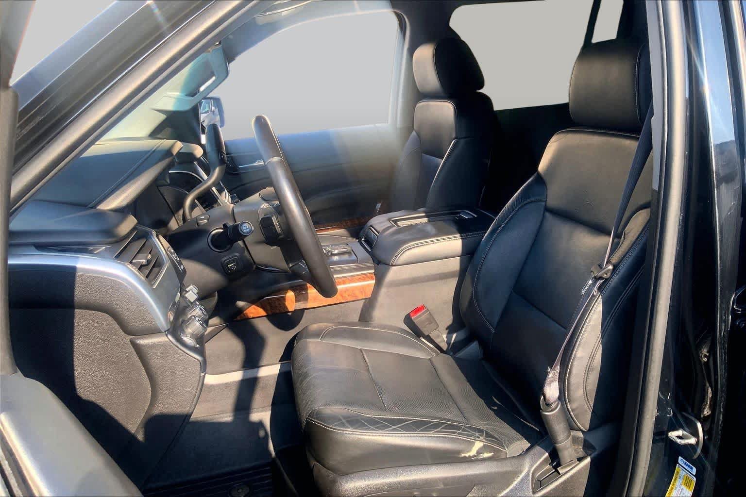 Used 2015 Chevrolet Suburban LTZ w/ Max Trailering Package AWD/4WD image 8
