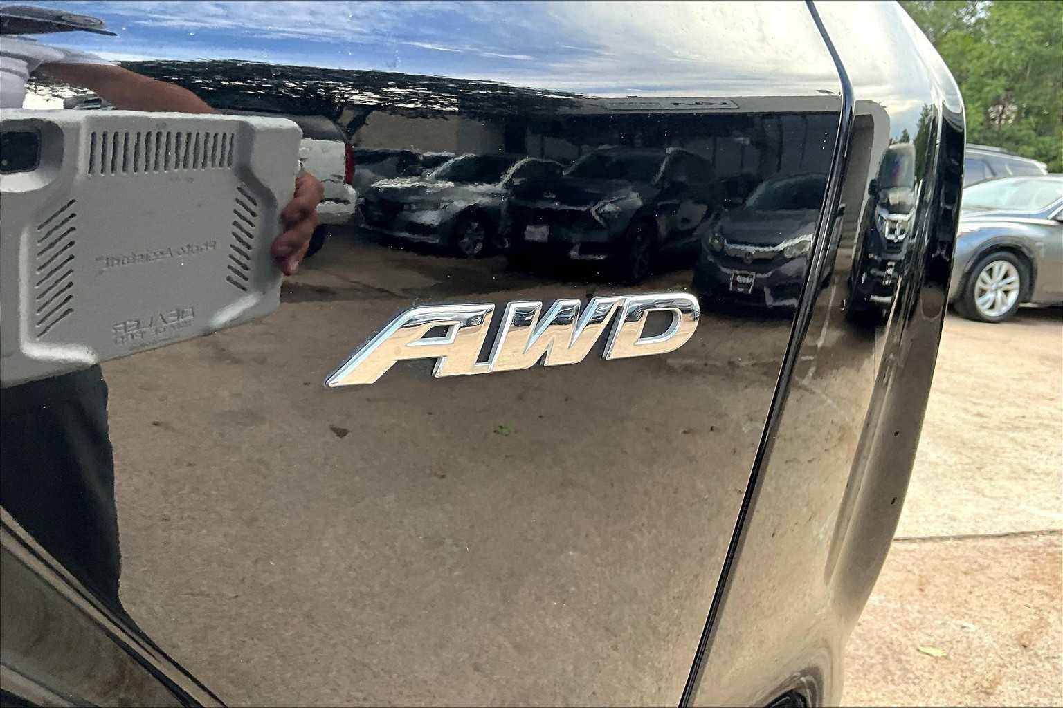 Used 2020 Honda CR-V EX-L image 18