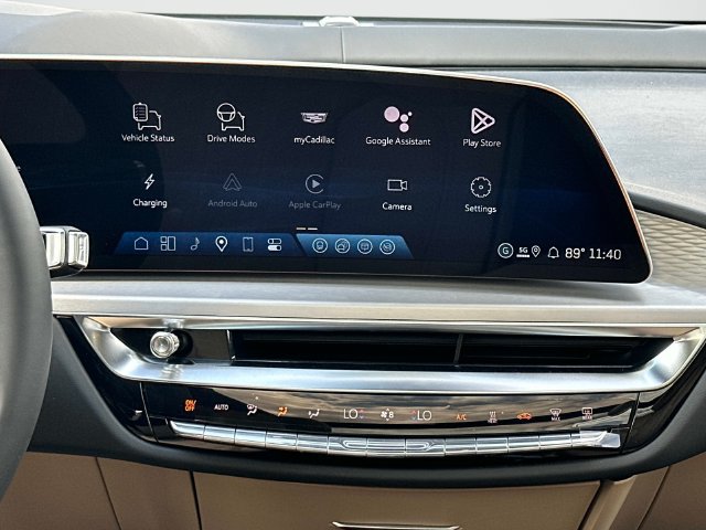 New 2026 Cadillac Lyriq Signature Sport w/ Nappa Leather Package AWD/4WD image 3