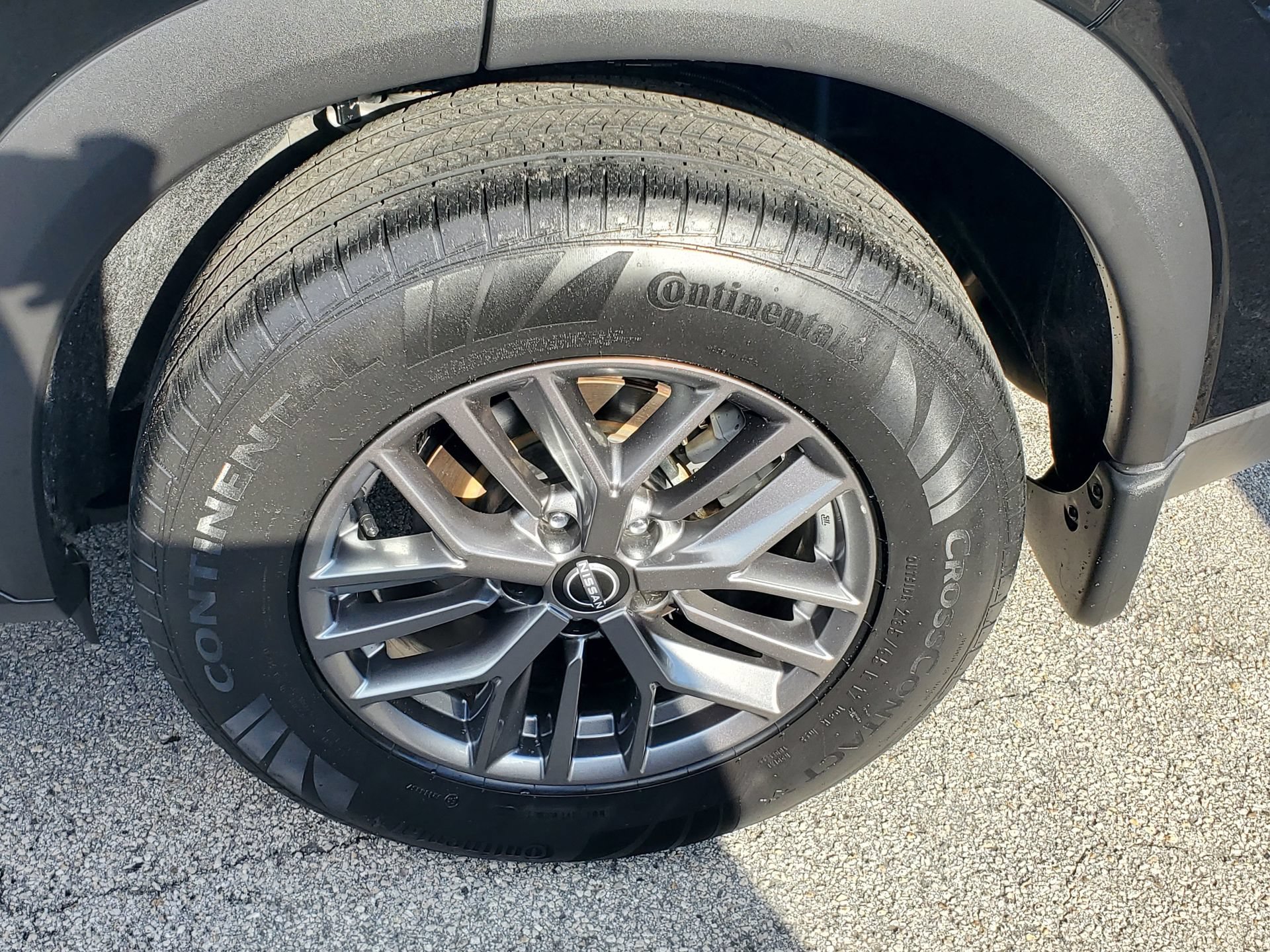 Used 2023 Nissan Rogue S AWD/4WD image 5