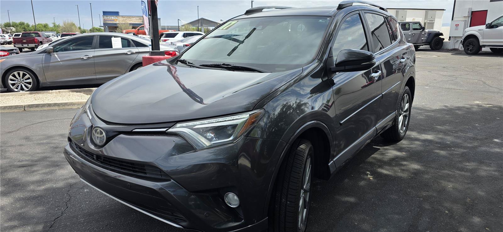 Used 2017 Toyota RAV4 Platinum FWD image 1