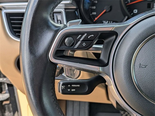 Used 2018 Porsche Macan image 23