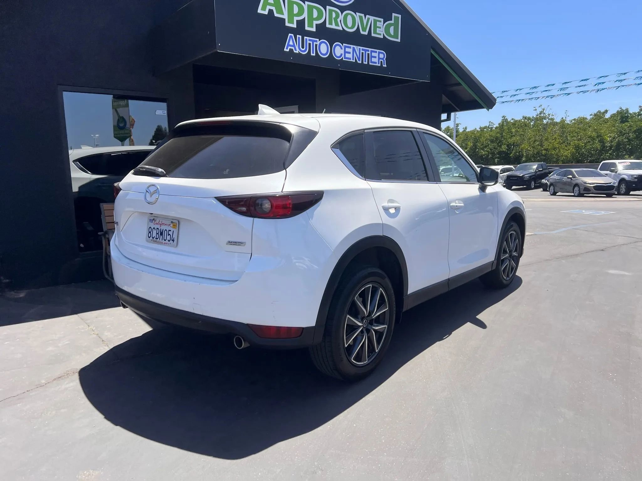 Used 2018 MAZDA CX-5 Touring image 6