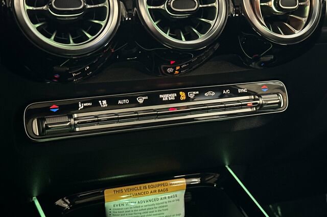 New 2026 Mercedes-Benz GLB 35 AMG 4MATIC image 21