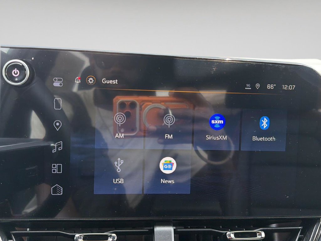 New 2026 Chevrolet Equinox RS w/ Convenience Package III FWD image 26