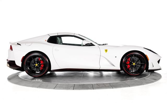 Used 2021 Ferrari 812 GTS RWD image 11